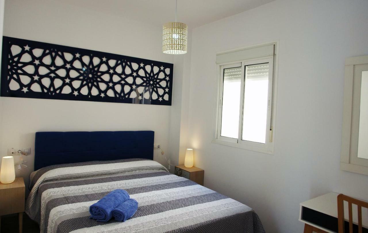 Apartamentos Costa De La Luz Playa Rota Buitenkant foto