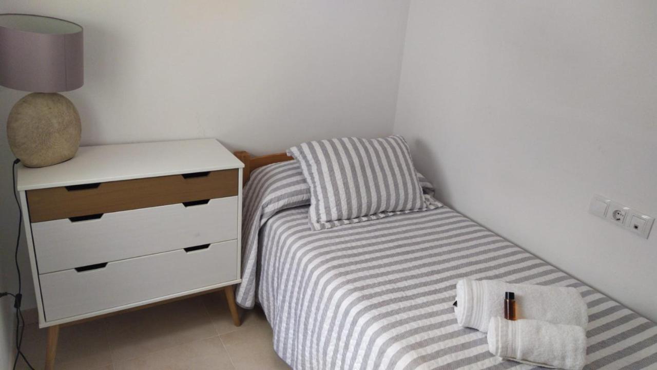 Apartamentos Costa De La Luz Playa Rota Buitenkant foto